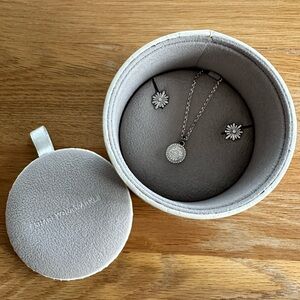 Hillberg & Berk Silver Diamond Necklace and Floral Earrings Set